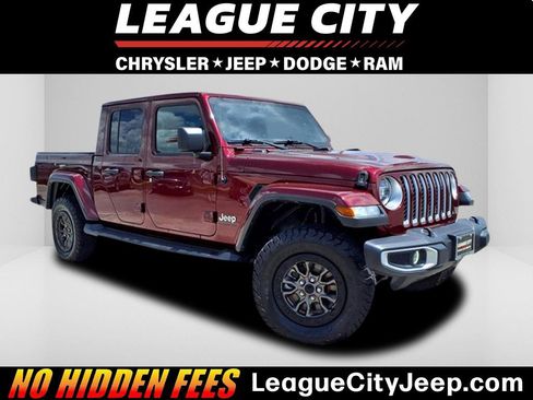 Used 2021 Jeep Gladiator Overland w/ Popular Equipment Package image 1