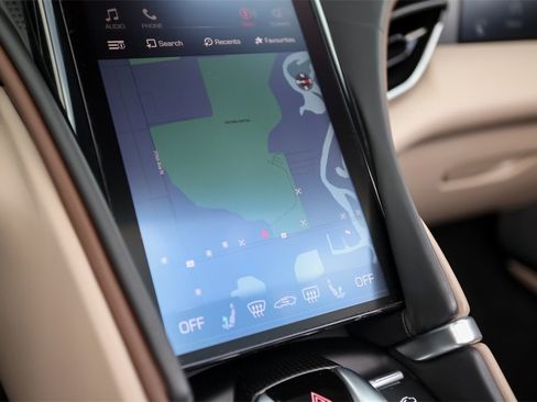 Certified 2024 Ferrari Roma Spider image 32