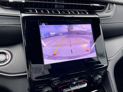 New 2025 Jeep Grand Cherokee 4WD image 13