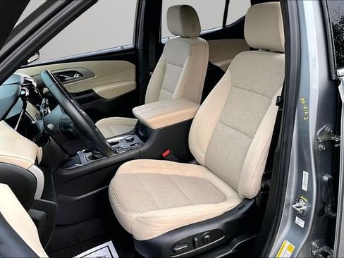 Used 2023 Chevrolet Traverse LT w/ LPO, Cargo Package AWD/4WD image 25