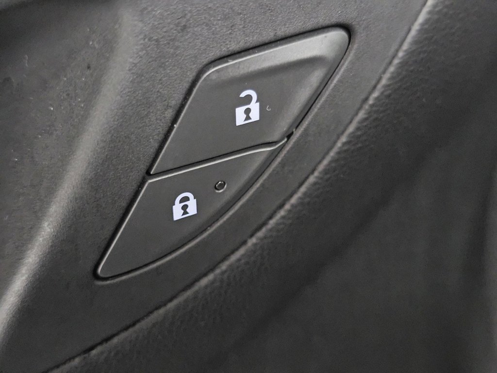 Used 2020 Chevrolet Equinox LT AWD/4WD image 29