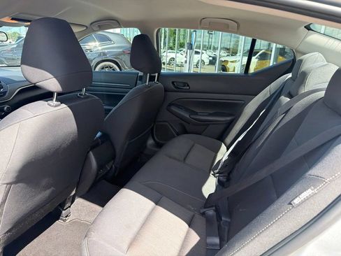 Used 2024 Nissan Altima 2.5 SV FWD image 27