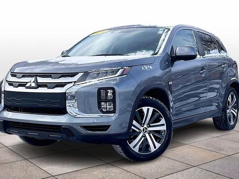 Used 2024 Mitsubishi Outlander Sport ES image 2