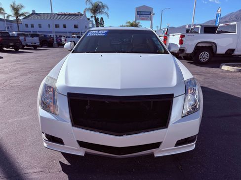 Used 2010 Cadillac CTS Luxury image 3