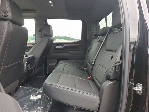 New 2025 GMC Sierra 1500 Denali image 5