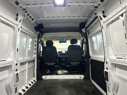 New 2026 RAM ProMaster 2500 w/ Convenience Group FWD image 26