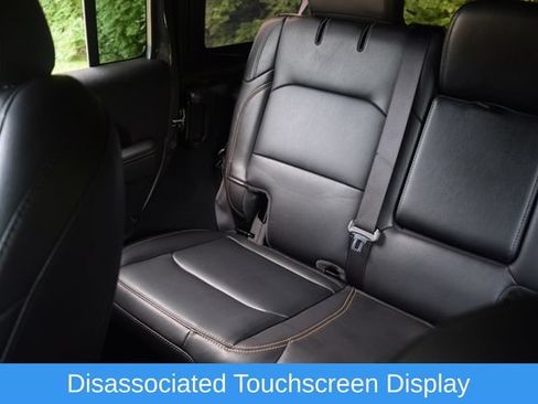 Used 2024 Jeep Wrangler Unlimited Sahara w/ Technology Group AWD/4WD image 15