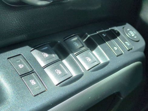 Used 2019 Chevrolet Silverado 1500 LT w/ All Star Edition AWD/4WD image 28