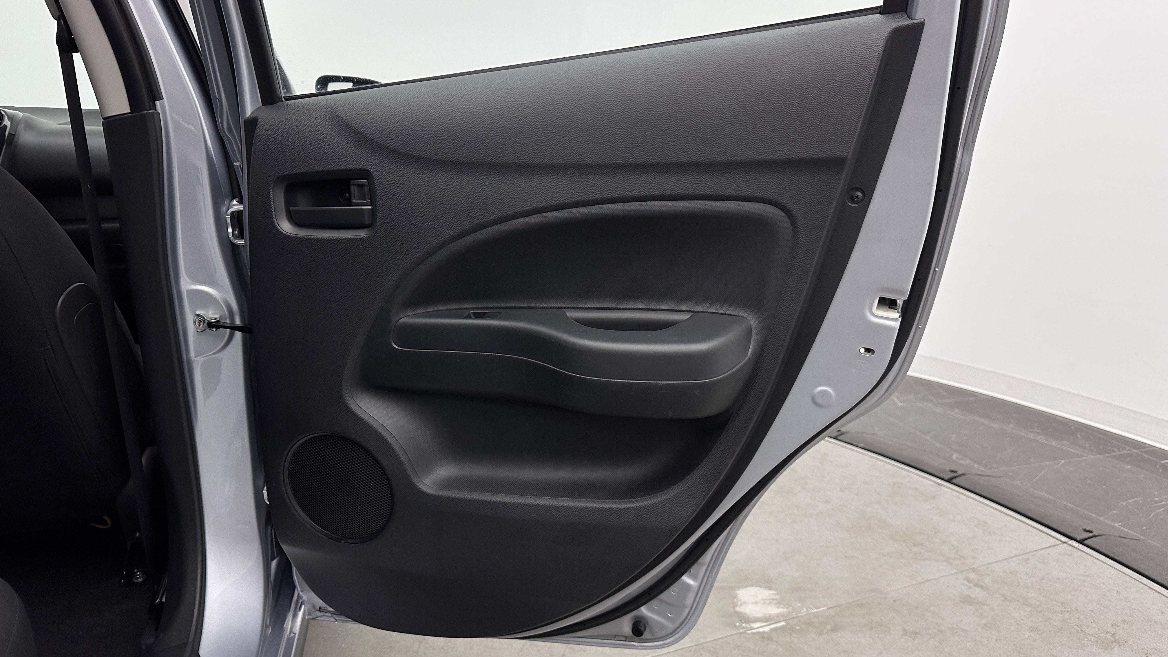 Used 2024 Mitsubishi Mirage ES FWD image 26
