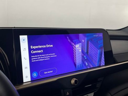 Used 2025 Toyota Crown Signia image 21