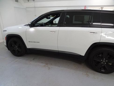 Used 2024 Jeep Wagoneer Launch Edition AWD/4WD image 19