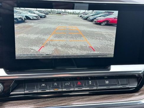 Used 2025 Chevrolet Silverado 1500 LT image 22