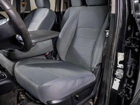 Used 2017 RAM 2500 Tradesman w/ Chrome Appearance Group image 26