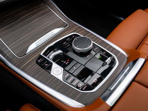 New 2026 BMW X7 xDrive40i w/ M Sport Package image 22