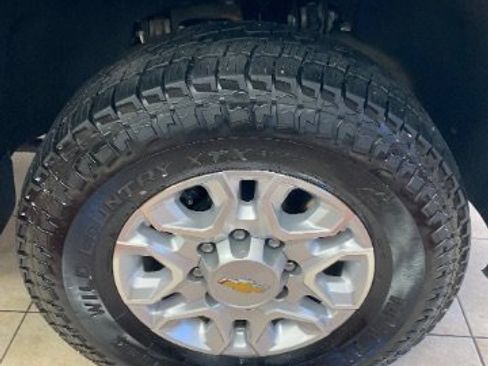 Used 2022 Chevrolet Silverado 2500 LTZ w/ Safety Package AWD/4WD image 30