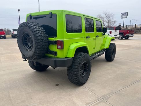 Used 2013 Jeep Wrangler Unlimited Rubicon image 7