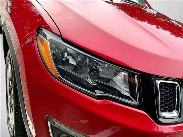 Used 2019 Jeep Compass Limited FWD image 30