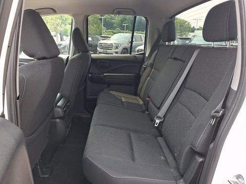 Used 2025 Honda Ridgeline Sport image 18