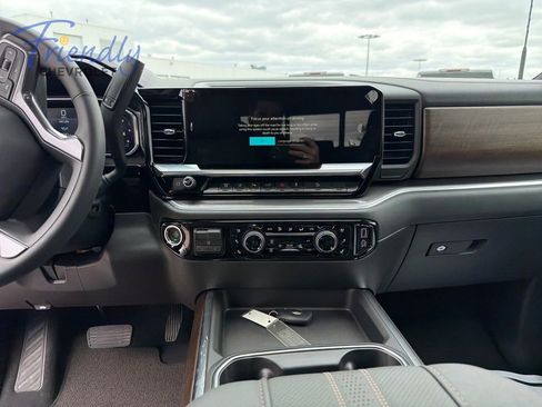 New 2026 Chevrolet Silverado 3500 High Country w/ High Country Premium Package AWD/4WD image 14