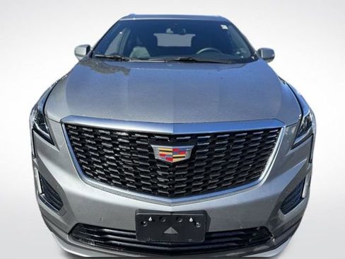 Used 2025 Cadillac XT5 Premium Luxury image 2