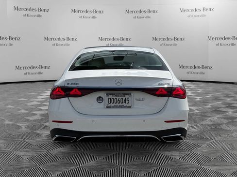 Certified 2025 Mercedes-Benz E 350 4MATIC Sedan image 4