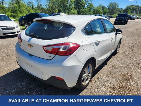 Used 2017 Chevrolet Cruze LT FWD image 6