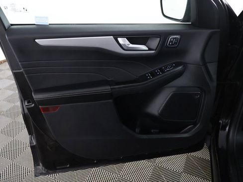 Used 2025 Ford Escape Platinum image 21