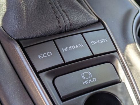 Used 2023 Toyota Camry XSE image 21