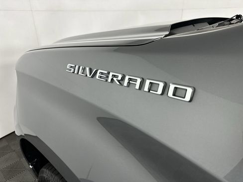 Used 2024 Chevrolet Silverado 1500 LT AWD/4WD image 32