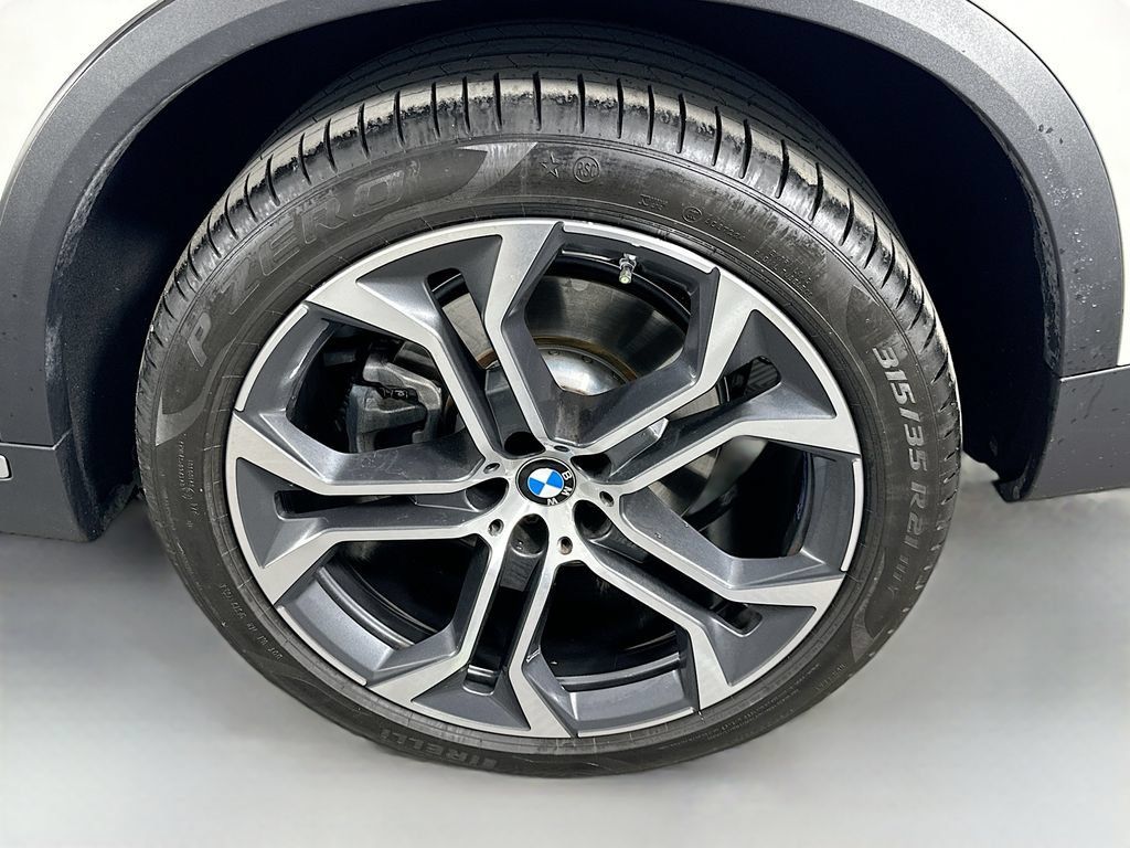 Certified 2024 BMW X5 xDrive40i w/ Parking Assistance Package AWD/4WD image 32