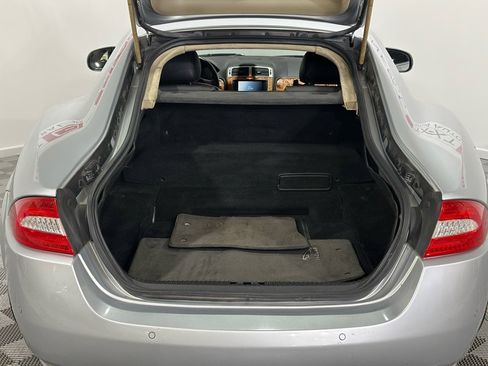 Used 2010 Jaguar XK Coupe image 37