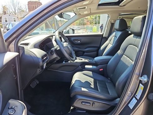 Used 2023 Honda HR-V EX-L image 14