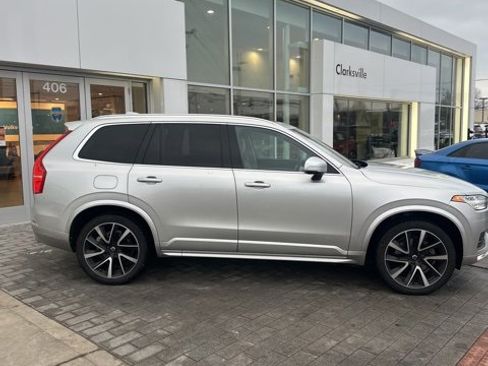 Used 2020 Volvo XC90 T6 Momentum image 5
