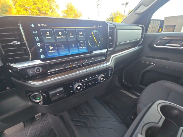 Used 2026 Chevrolet Silverado 1500 RST w/ RST Select Package AWD/4WD image 17