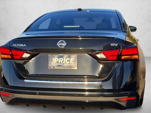 Used 2022 Nissan Altima 2.5 SV image 7