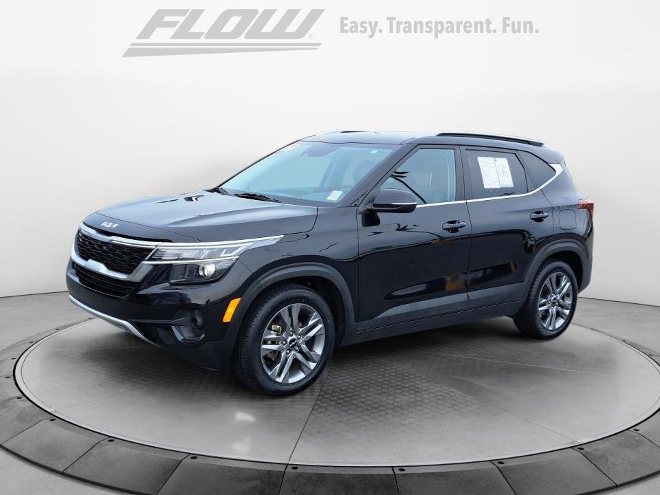 Used 2023 Kia Seltos S FWD image 4