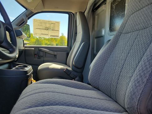 New 2025 GMC Savana 3500 w/ Power Convenience Package image 4