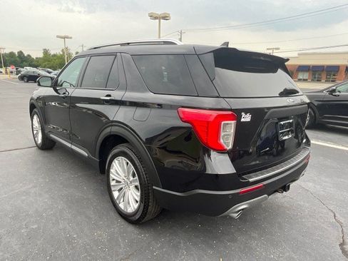Used 2024 Ford Explorer Limited w/ Limited Technology Package AWD/4WD image 5