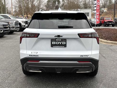 New 2026 Chevrolet Equinox ACTIV FWD image 7