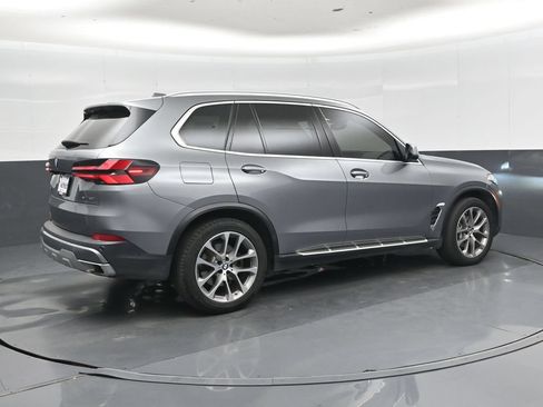 Used 2025 BMW X5 xDrive40i AWD/4WD image 21
