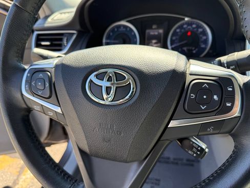 Used 2015 Toyota Camry XLE w/ Convenience Package FWD image 25