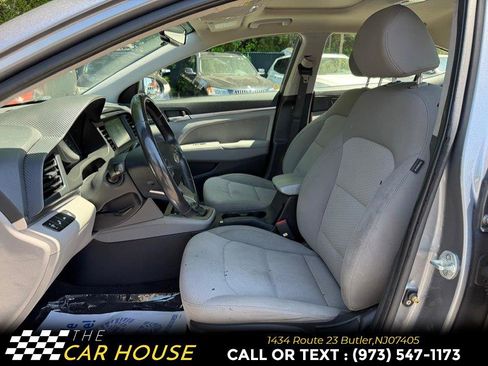 Used 2019 Hyundai Elantra Value Edition FWD image 15