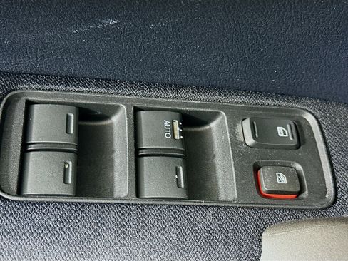 Used 2011 Honda CR-V SE image 15