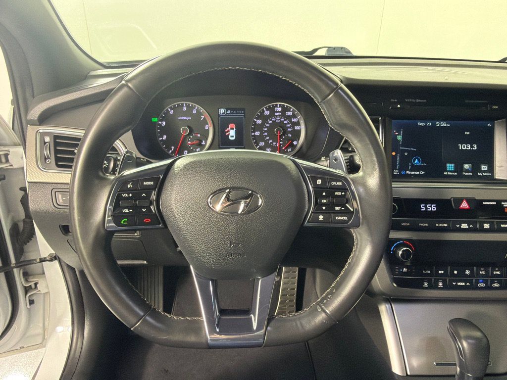 Used 2017 Hyundai Sonata Limited 2.0T FWD image 15