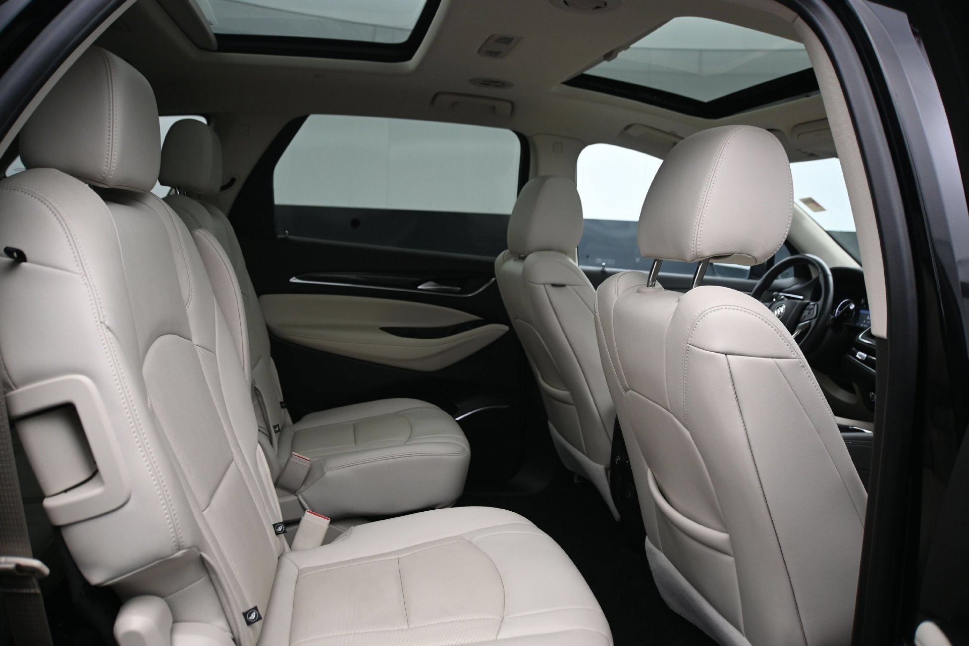 Used 2024 Buick Enclave Essence w/ Experience Buick Package AWD/4WD image 14