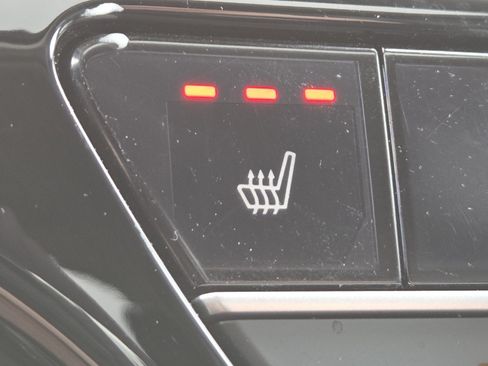 Used 2023 Honda CR-V EX-L image 6