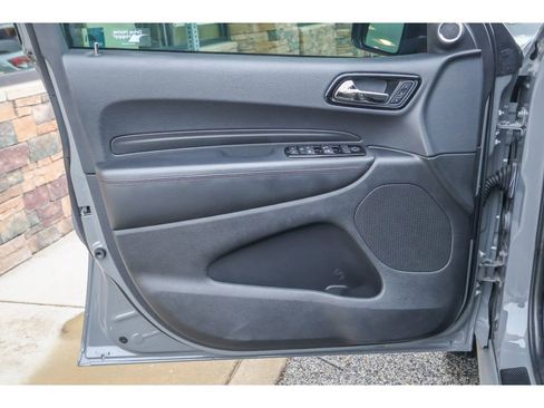 Used 2022 Dodge Durango R/T w/ Blacktop Package image 9