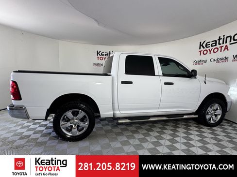 Used 2019 RAM 1500 Tradesman w/ Tradesman SXT Package AWD/4WD image 4