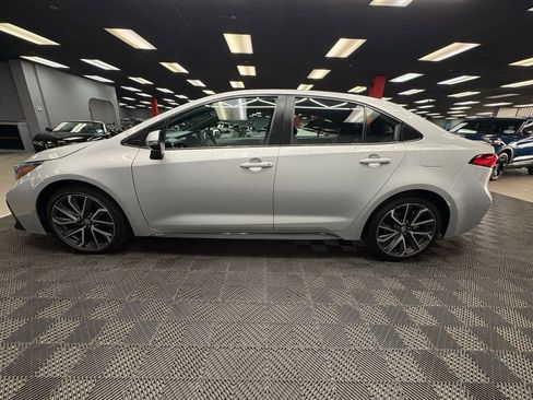 Used 2022 Toyota Corolla SE FWD image 7
