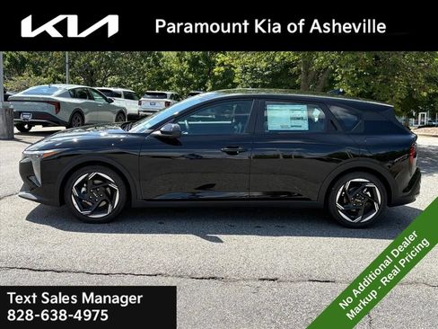 New 2026 Kia K4 EX FWD image 3